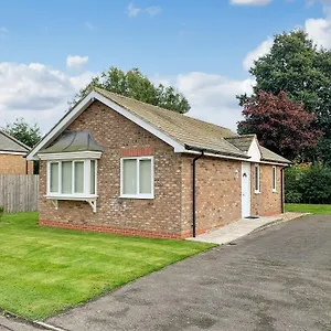 Teds Place Holiday home Carnaby